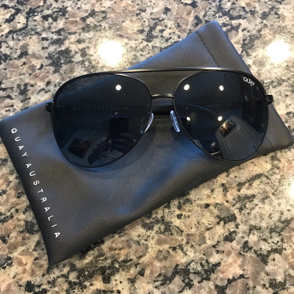 Vivienne Quay Sunglasses
